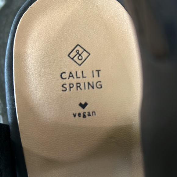 Call it Spring Vegan Leather Heel - Picture 8 of 8